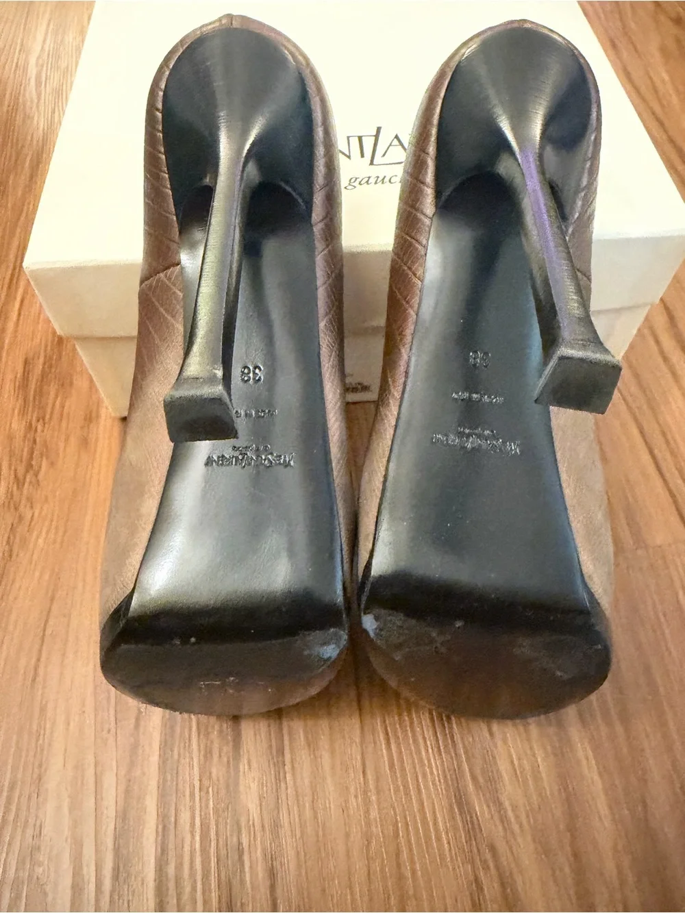 YSL Saint Laurent Brown Croc-Embossed Leather Platform Tribtoo Pumps 38 - Picture 8 of 10